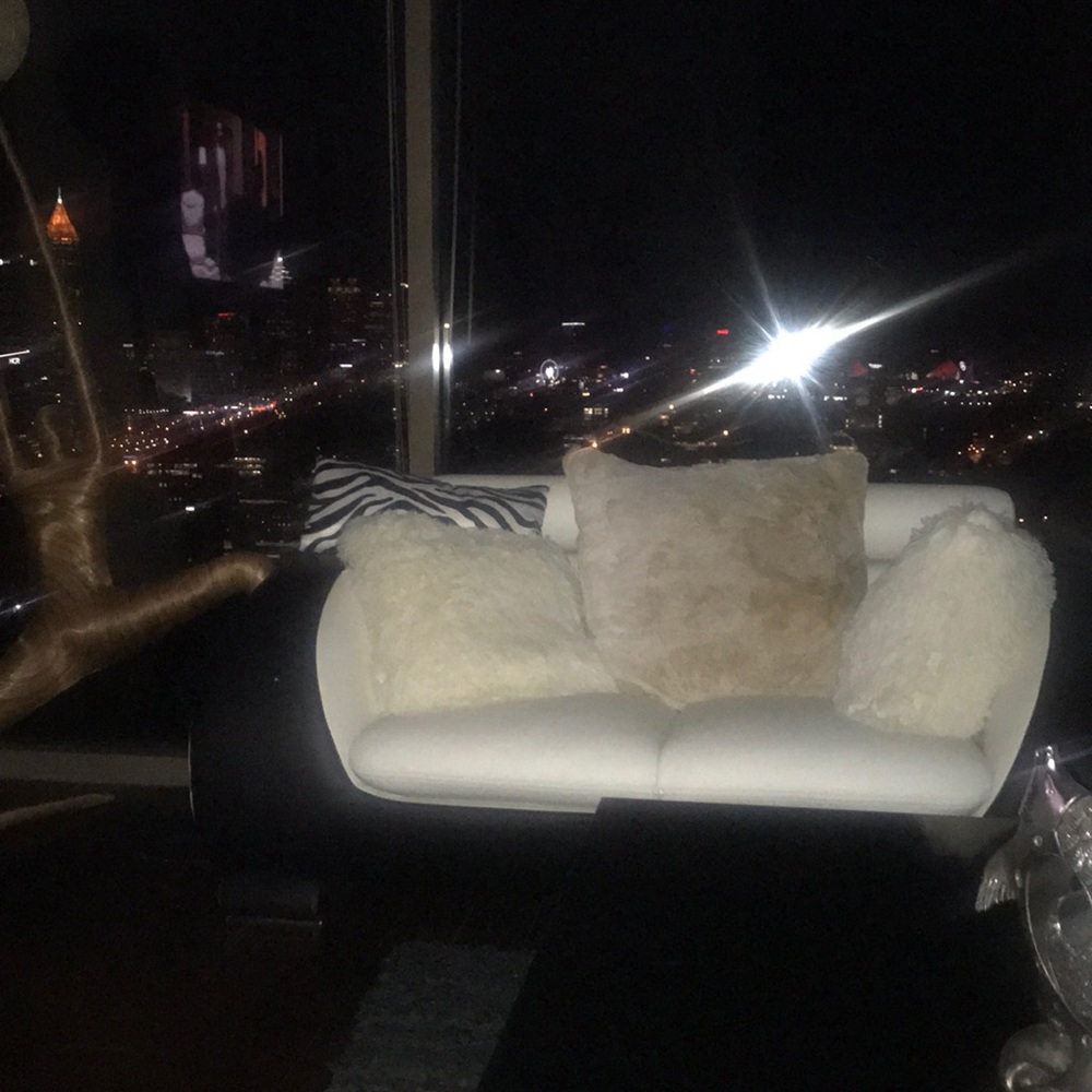 Meet your Posher, Eri